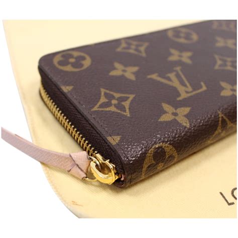 louis vuitton clemance wallet